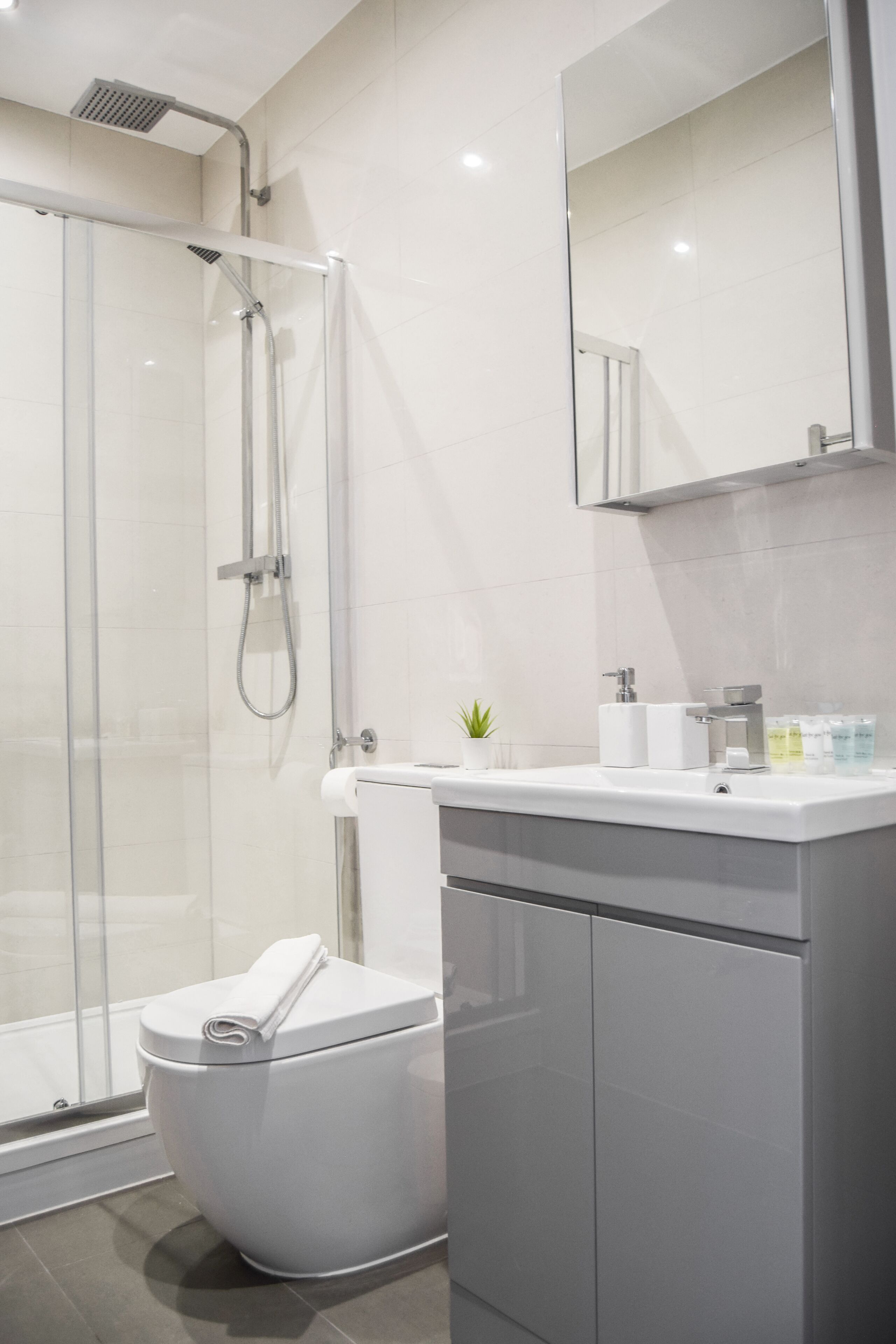 Morland House Apartments Hornchurch