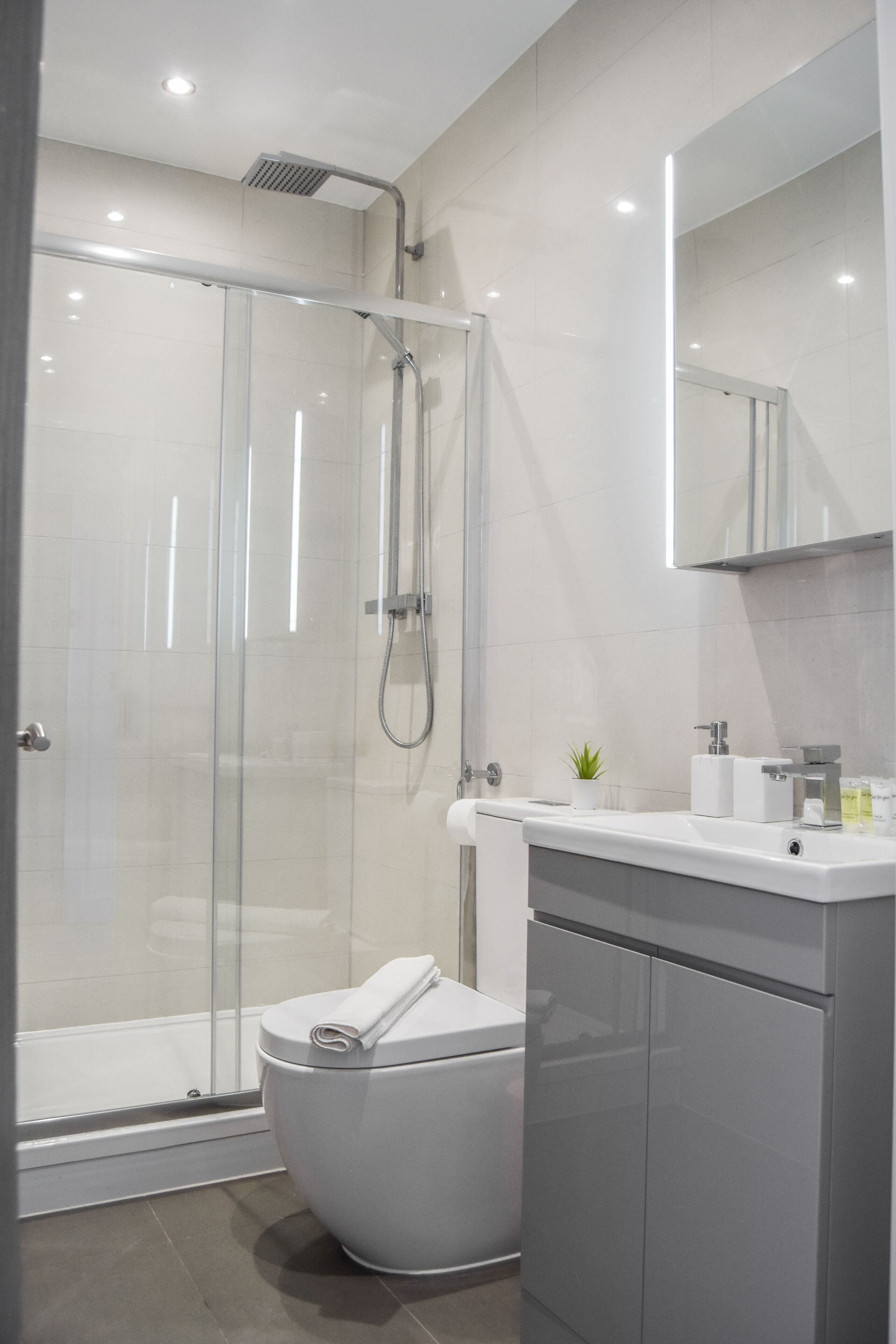 Morland House Apartments Hornchurch