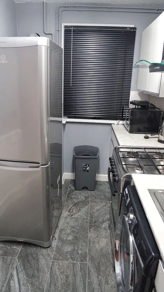 North London Apartment Edmonton
