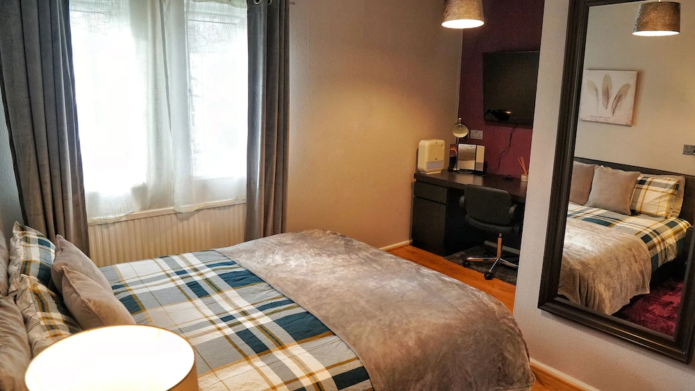 North London Apartment Edmonton