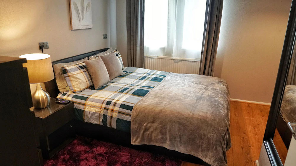 North London Apartment Edmonton