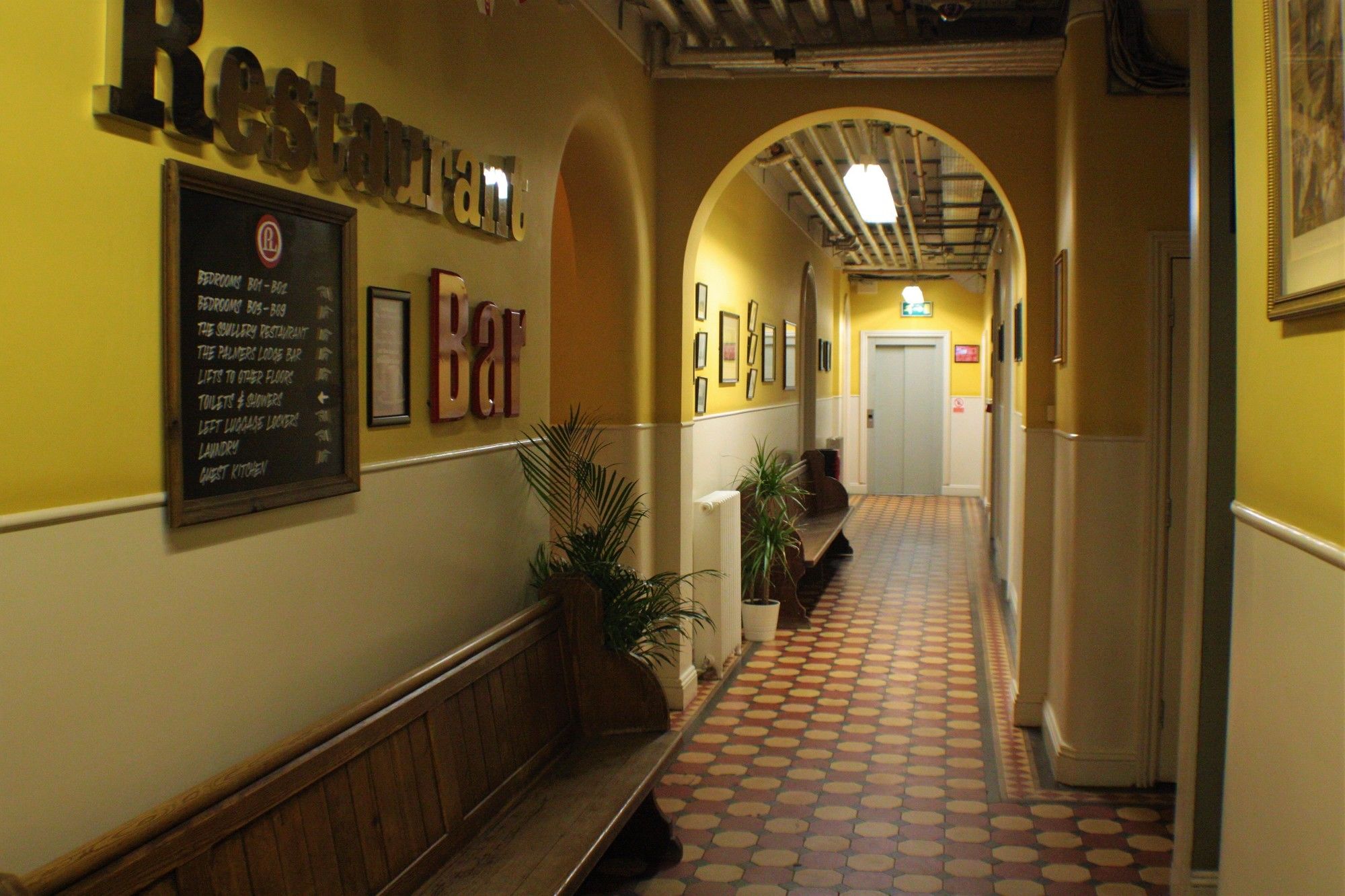 Palmers Lodge Swiss Cottage