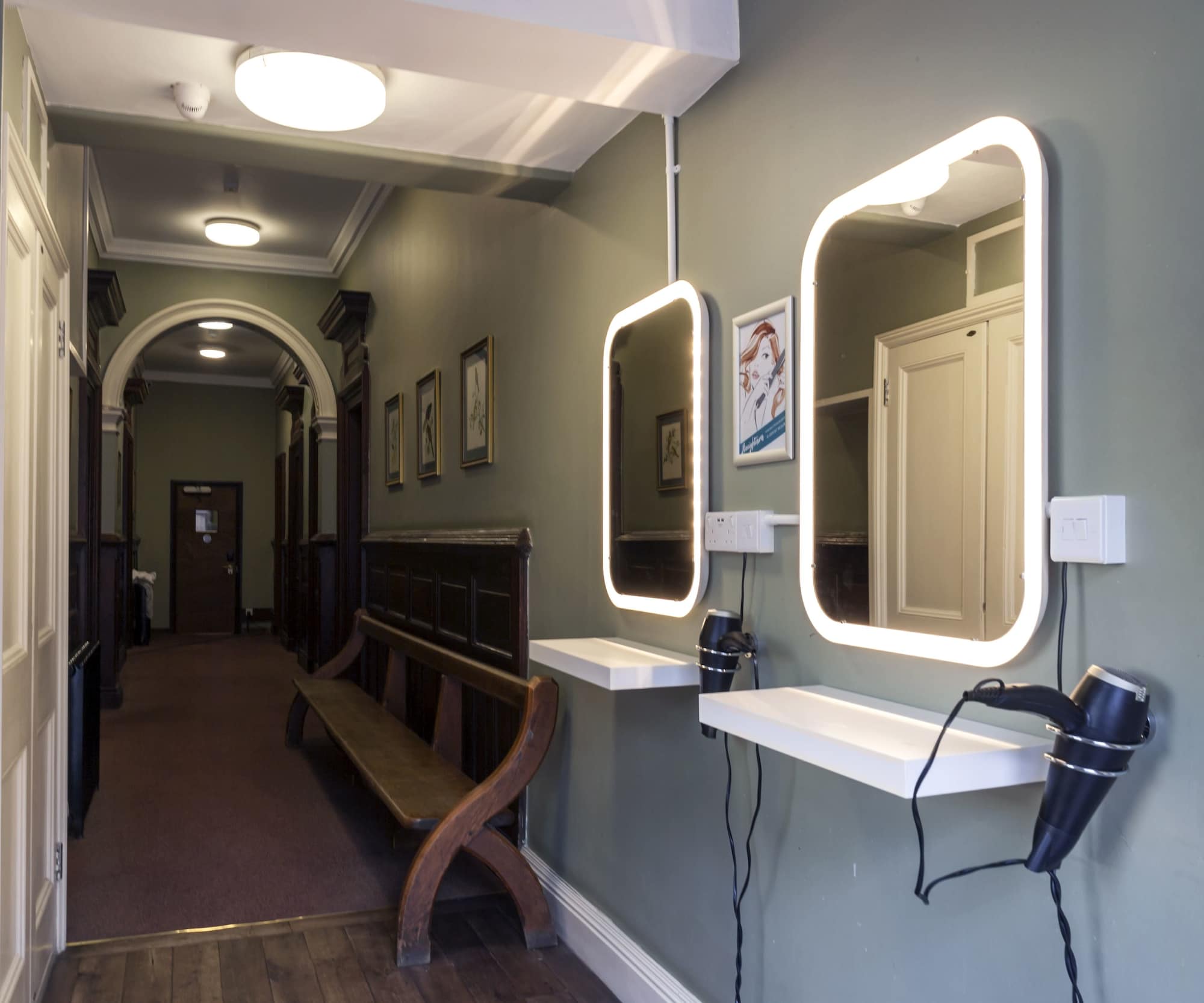 Palmers Lodge Swiss Cottage
