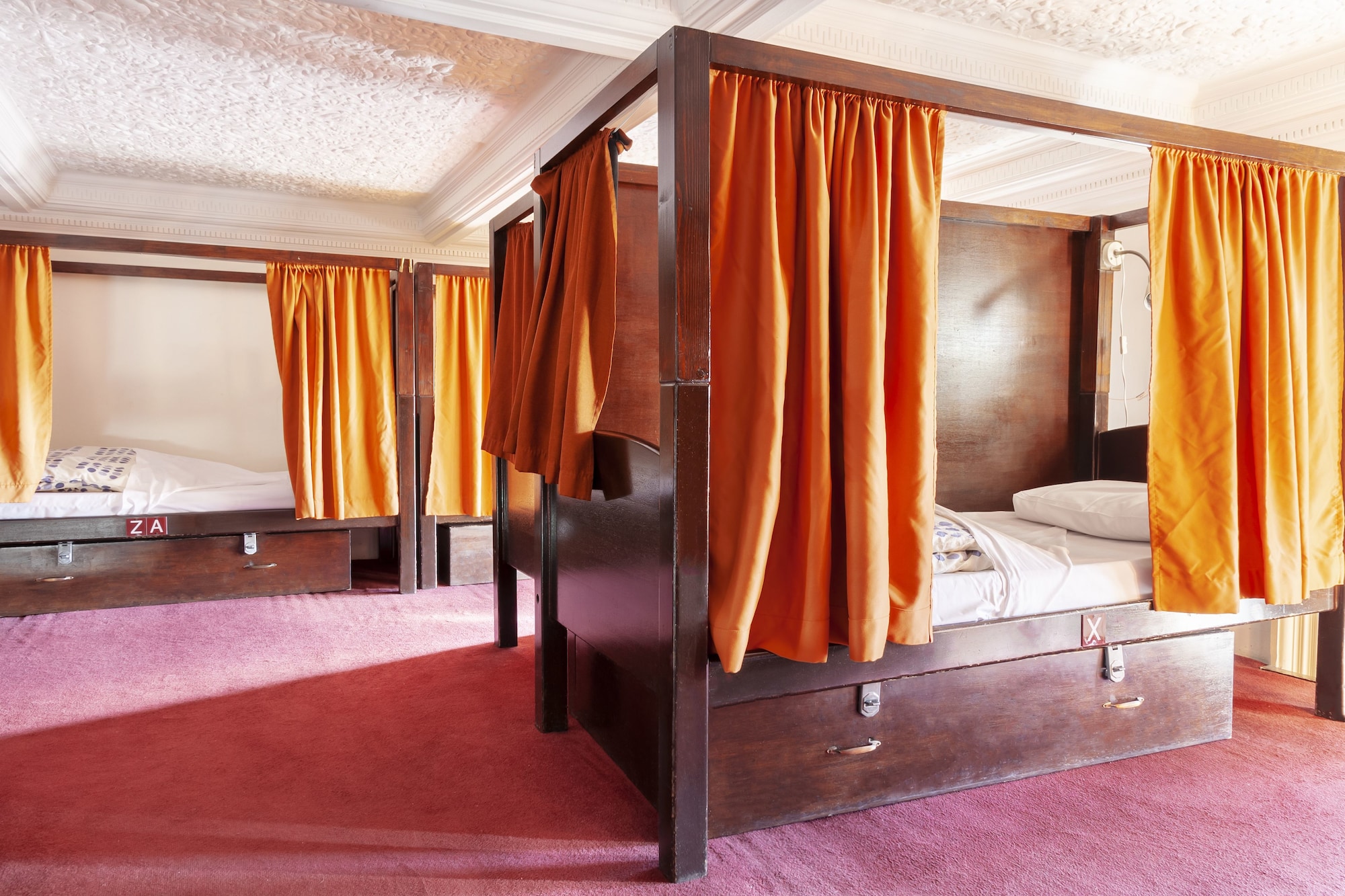 Palmers Lodge Swiss Cottage