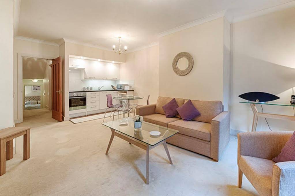 Park Lane Apartments - Clarges Street