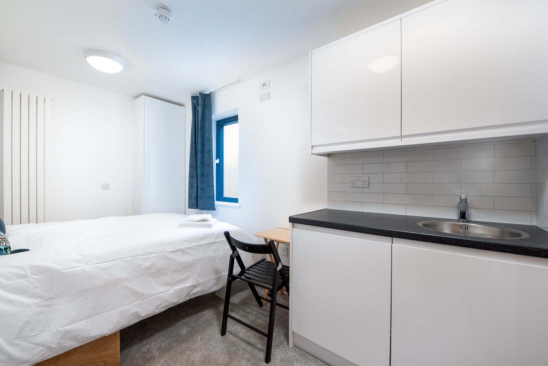 Queen's Drive Aparthotel