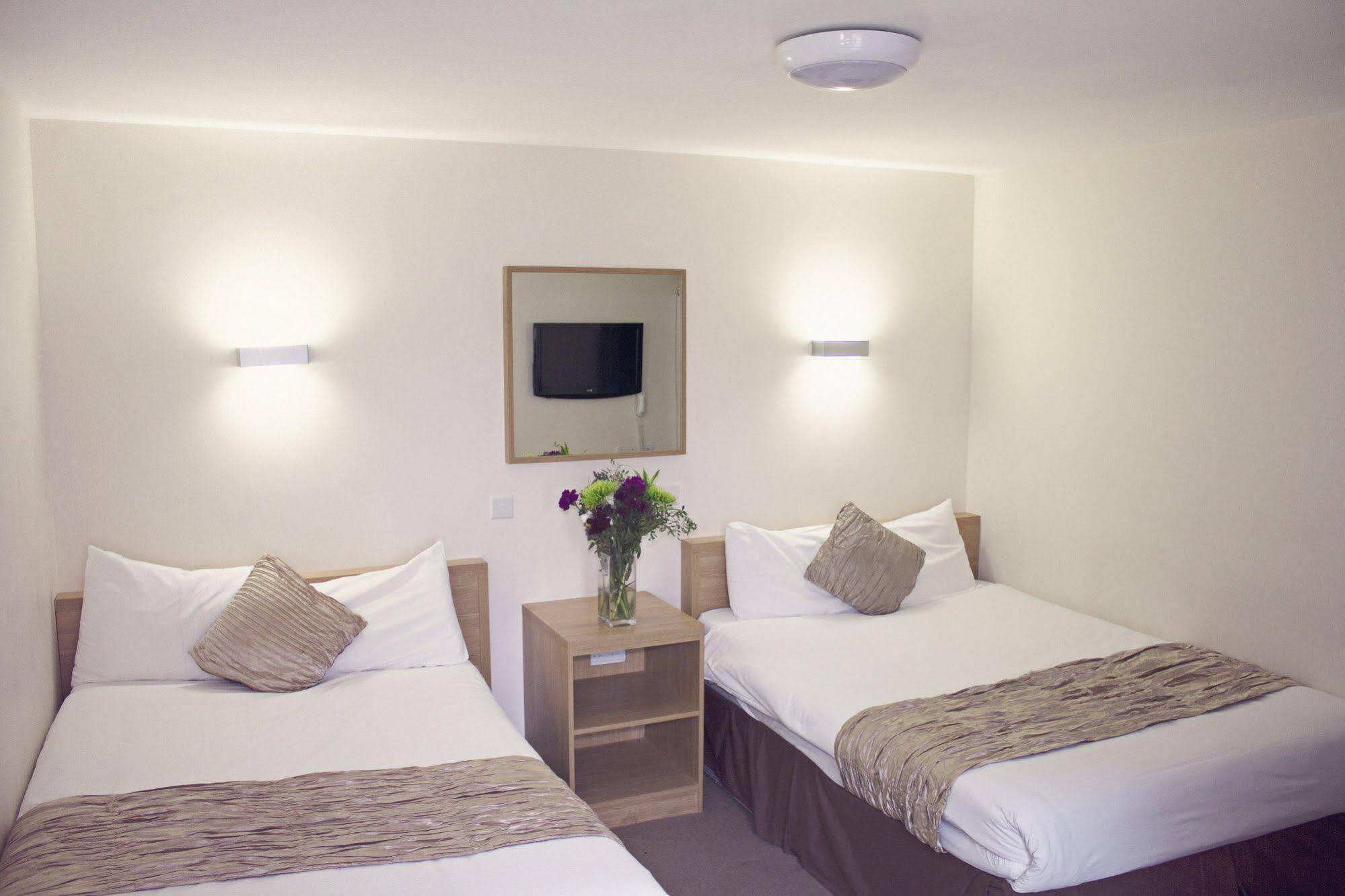 Queens Hotel