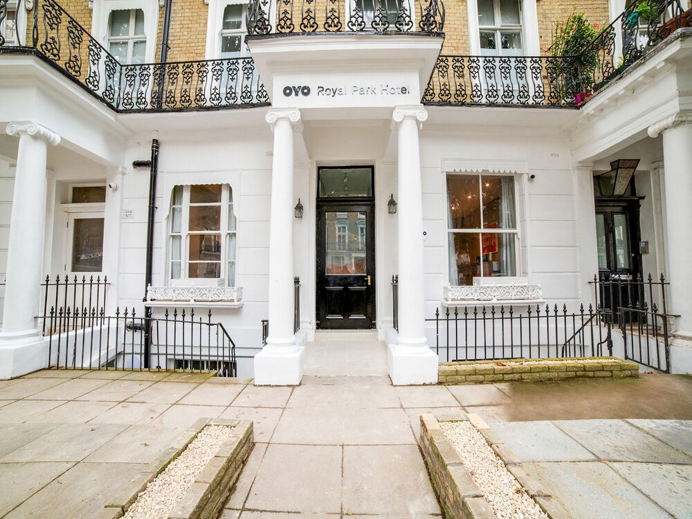 Royal Park Hotel
