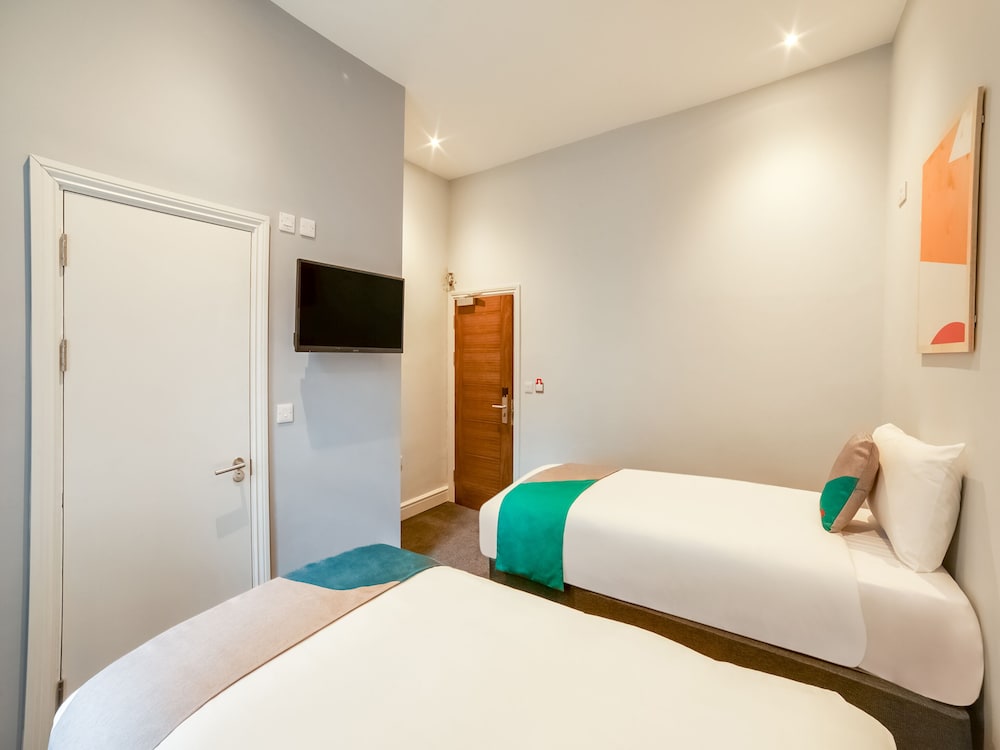 Royal Park Hotel
