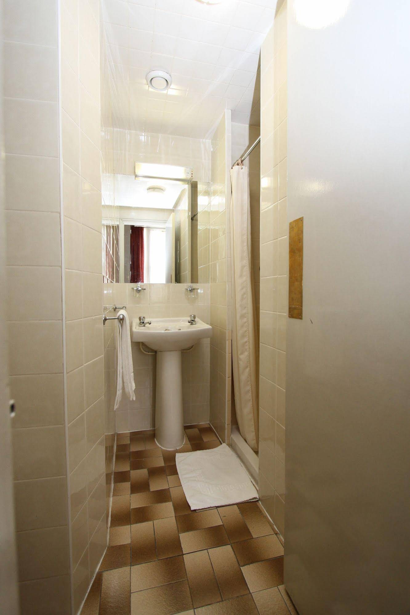 Ridgemount Hotel