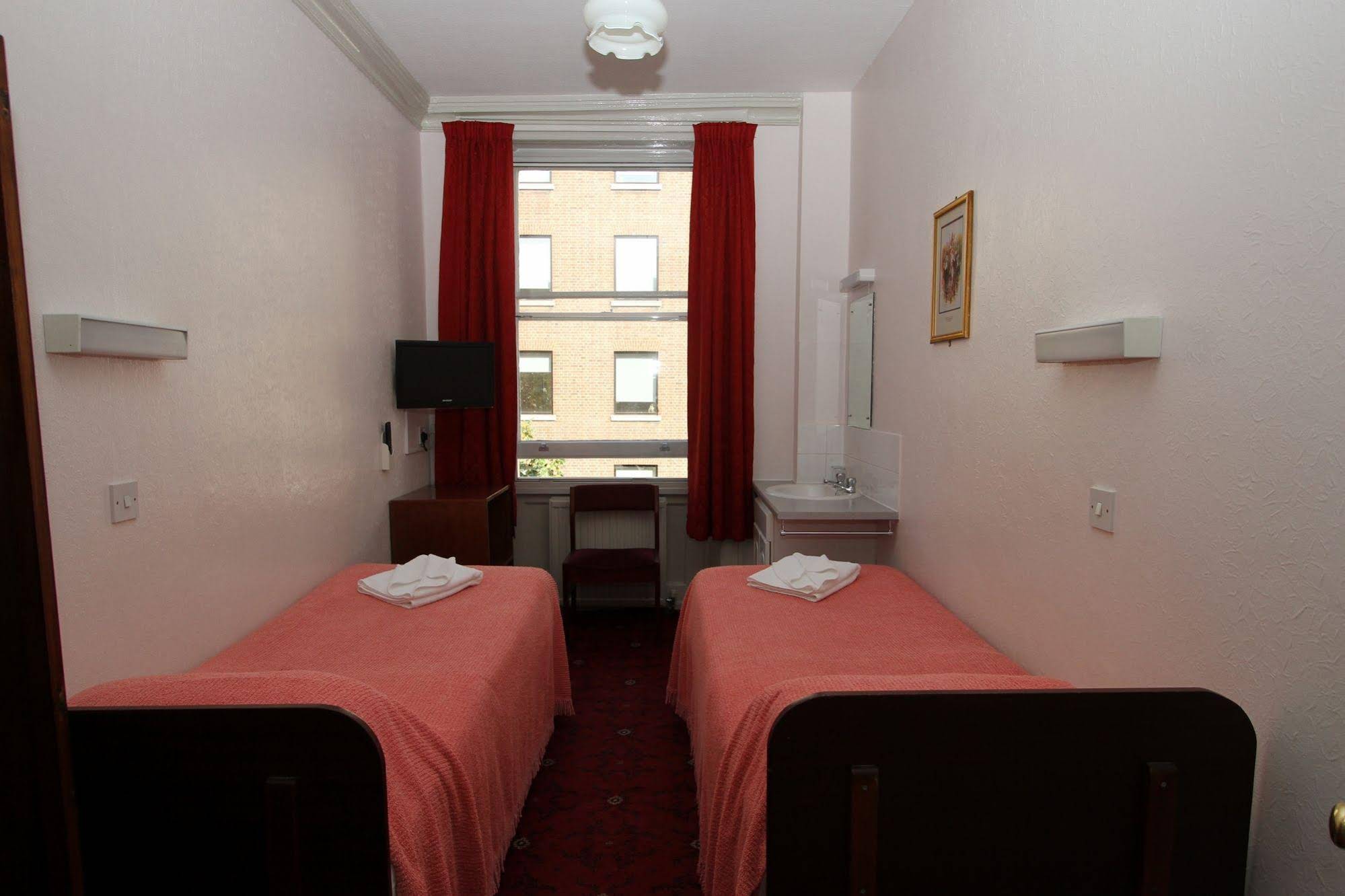 Ridgemount Hotel