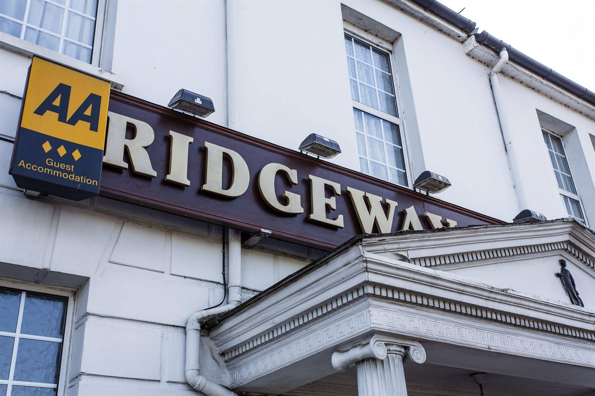 Ridgeway Hotel