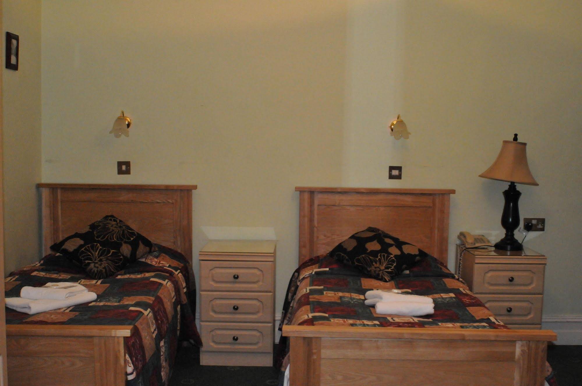 Ridgeway Hotel