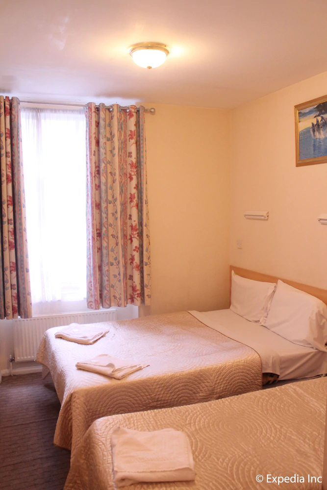 Romanos Hotel