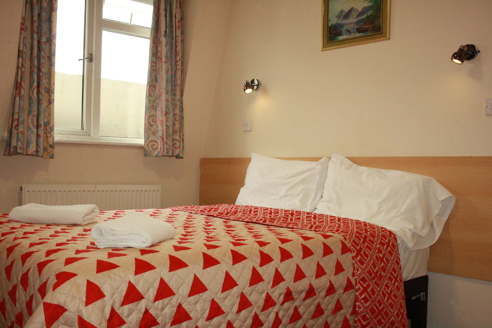 Romanos Hotel