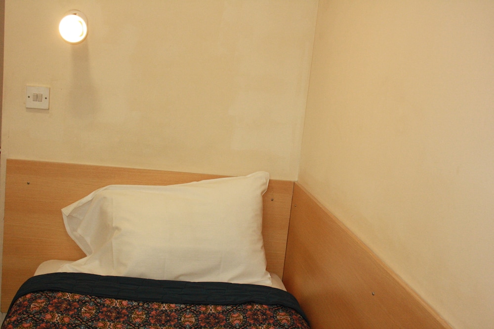 Romanos Hotel