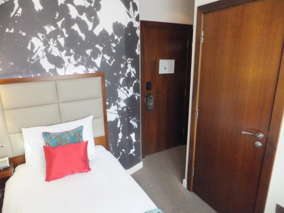 The Hux Hotel