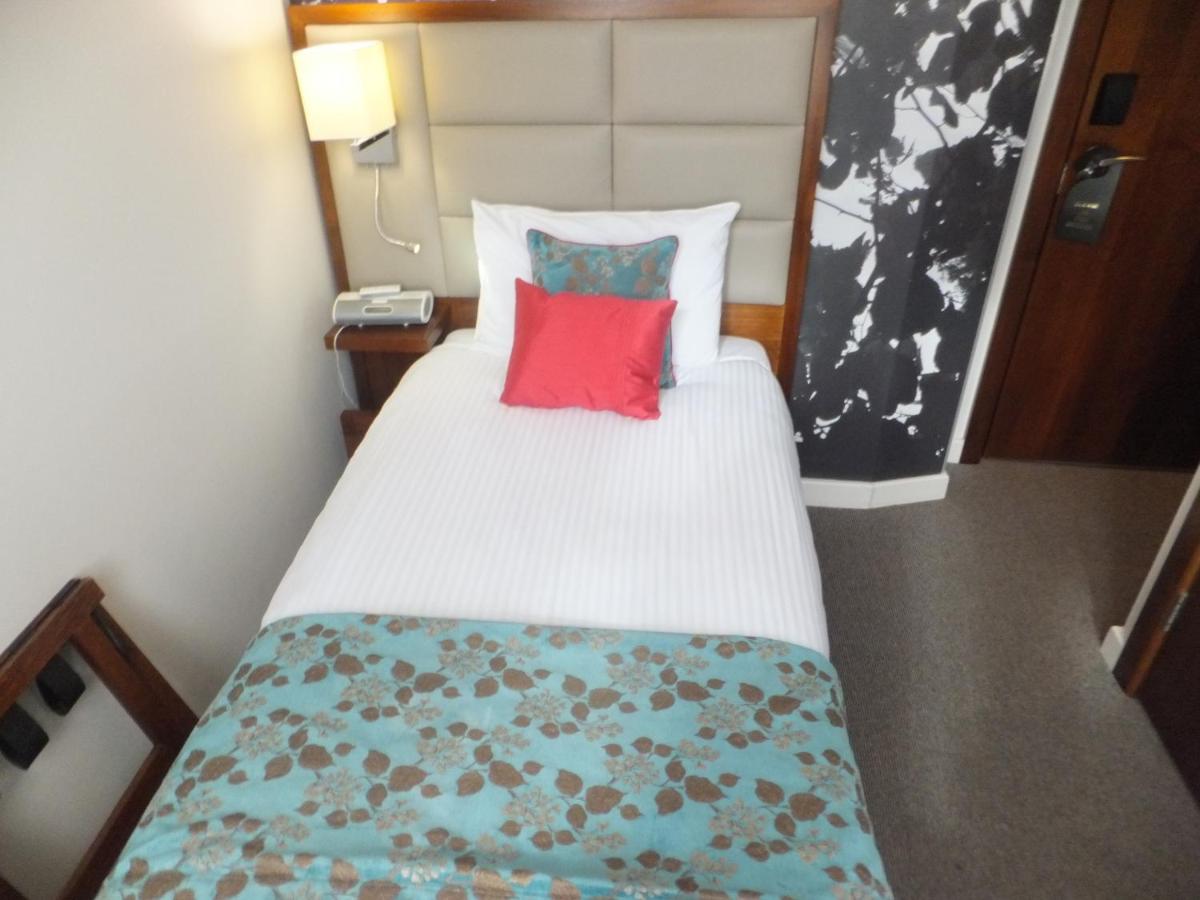 The Hux Hotel