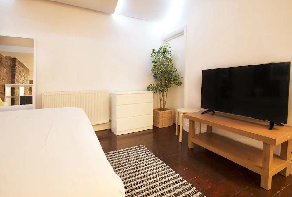 Shoreditch Studios by Allo Maisons