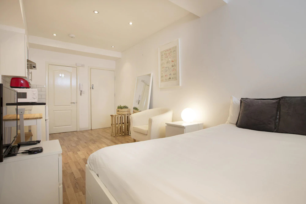 Shoreditch Studios by Allo Maisons