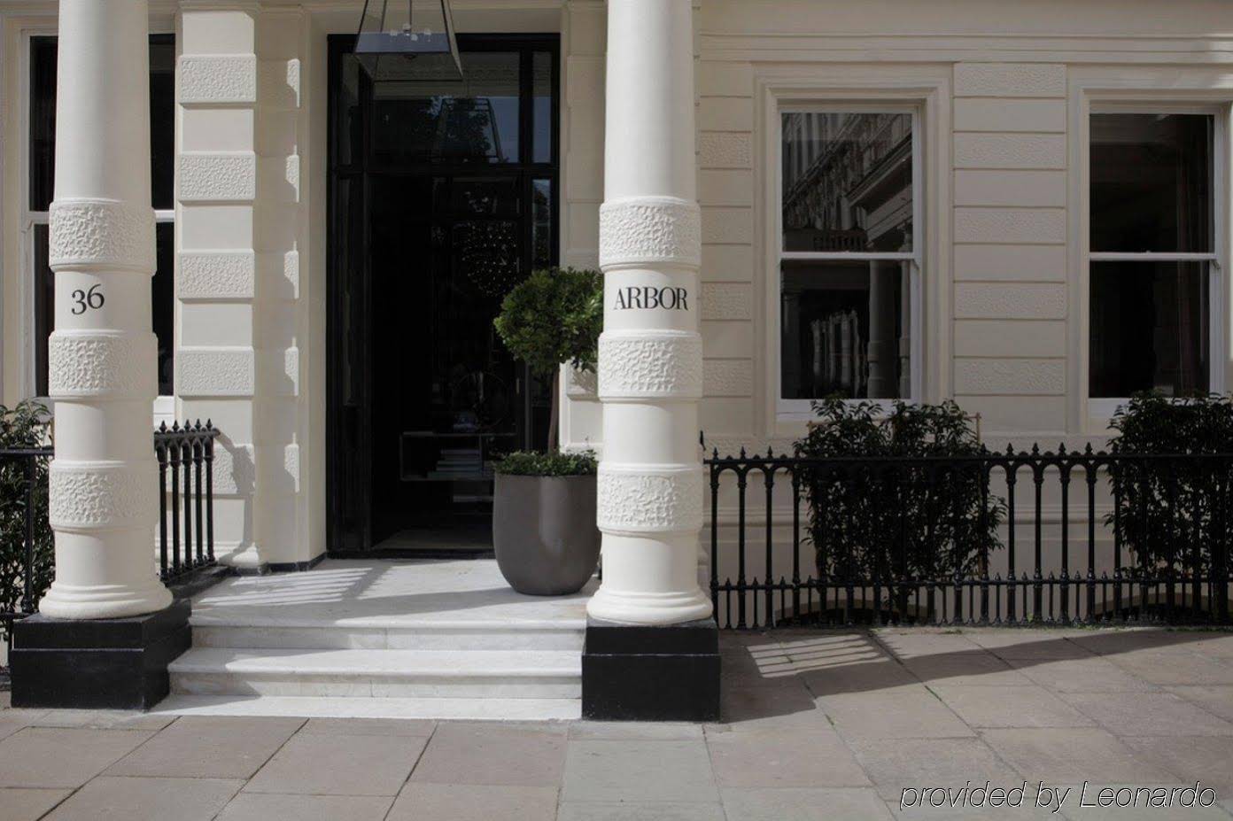 Signature Townhouse Hyde Park