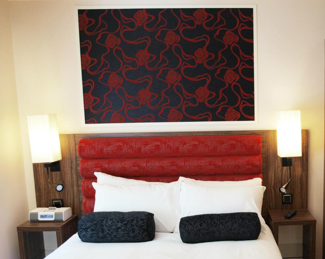 Simply Rooms & Suites