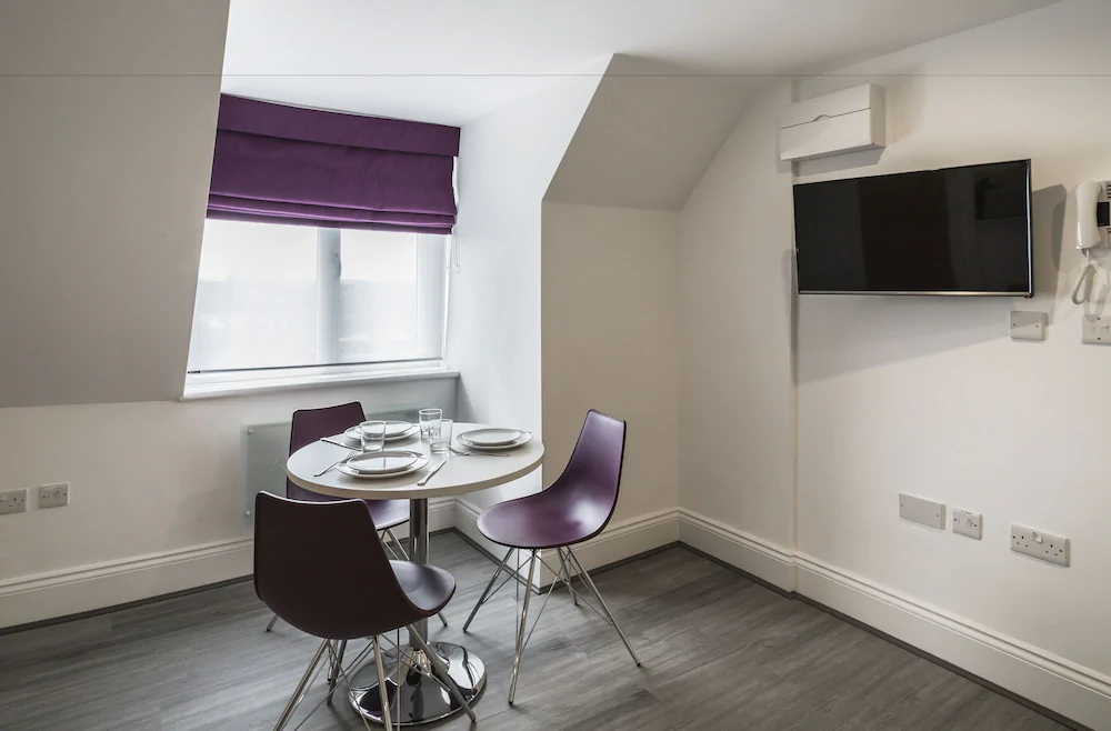 Smart Stay Swiss Cottage