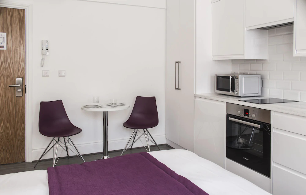 Smart Stay Swiss Cottage