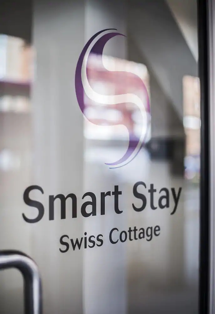Smart Stay Swiss Cottage