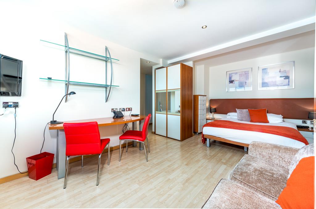 Roland House Apartments