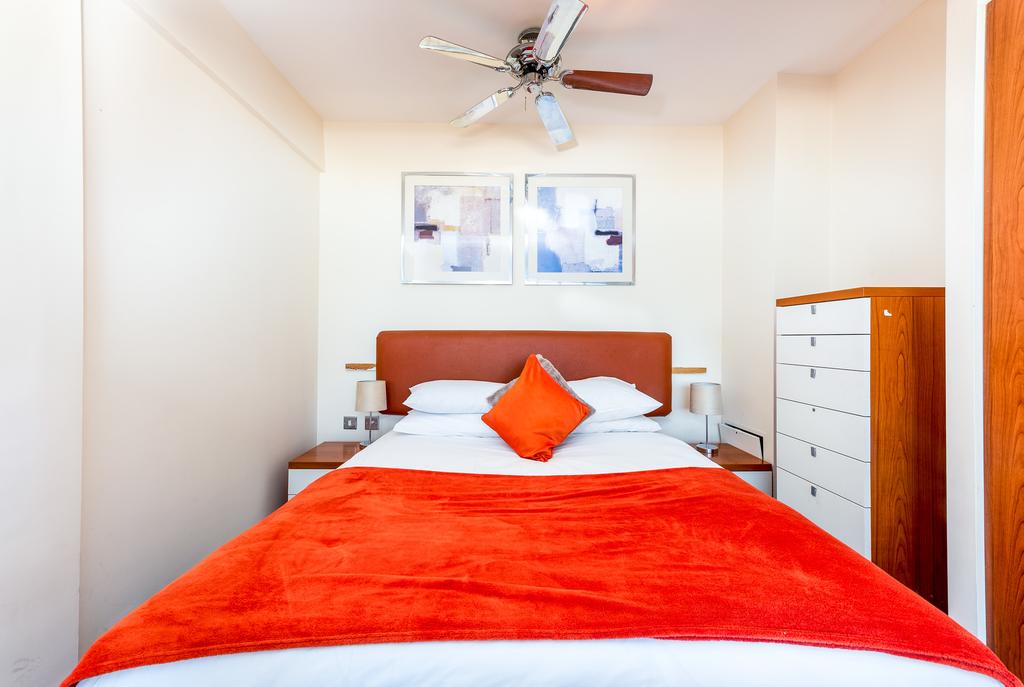 Roland House Apartments