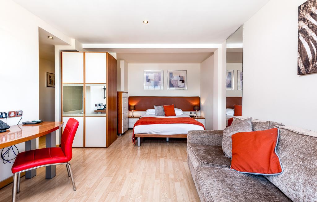 Roland House Apartments