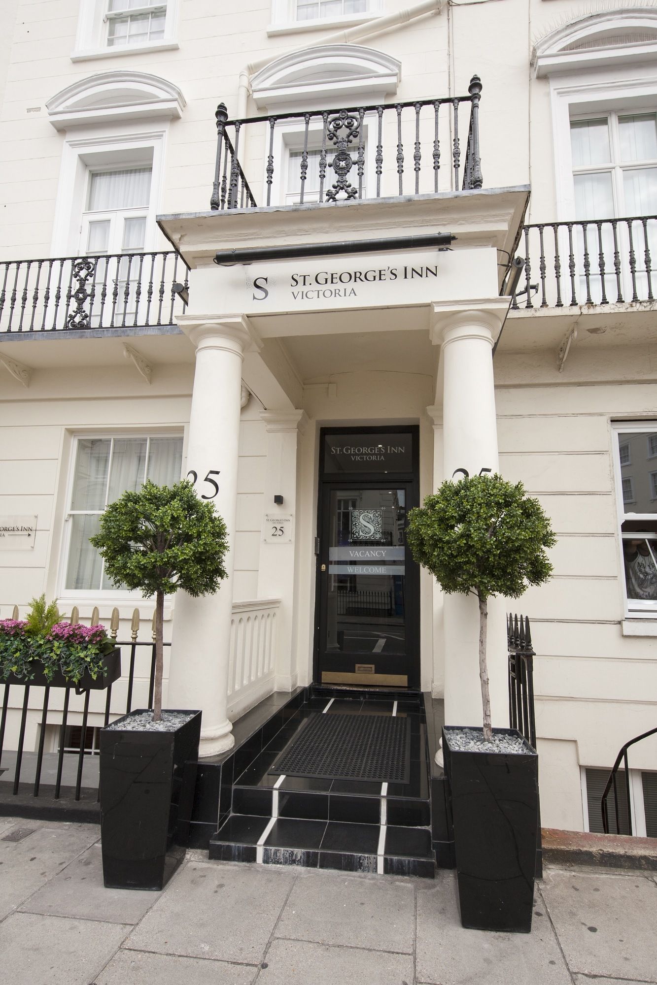 St. George's Inn Victoria