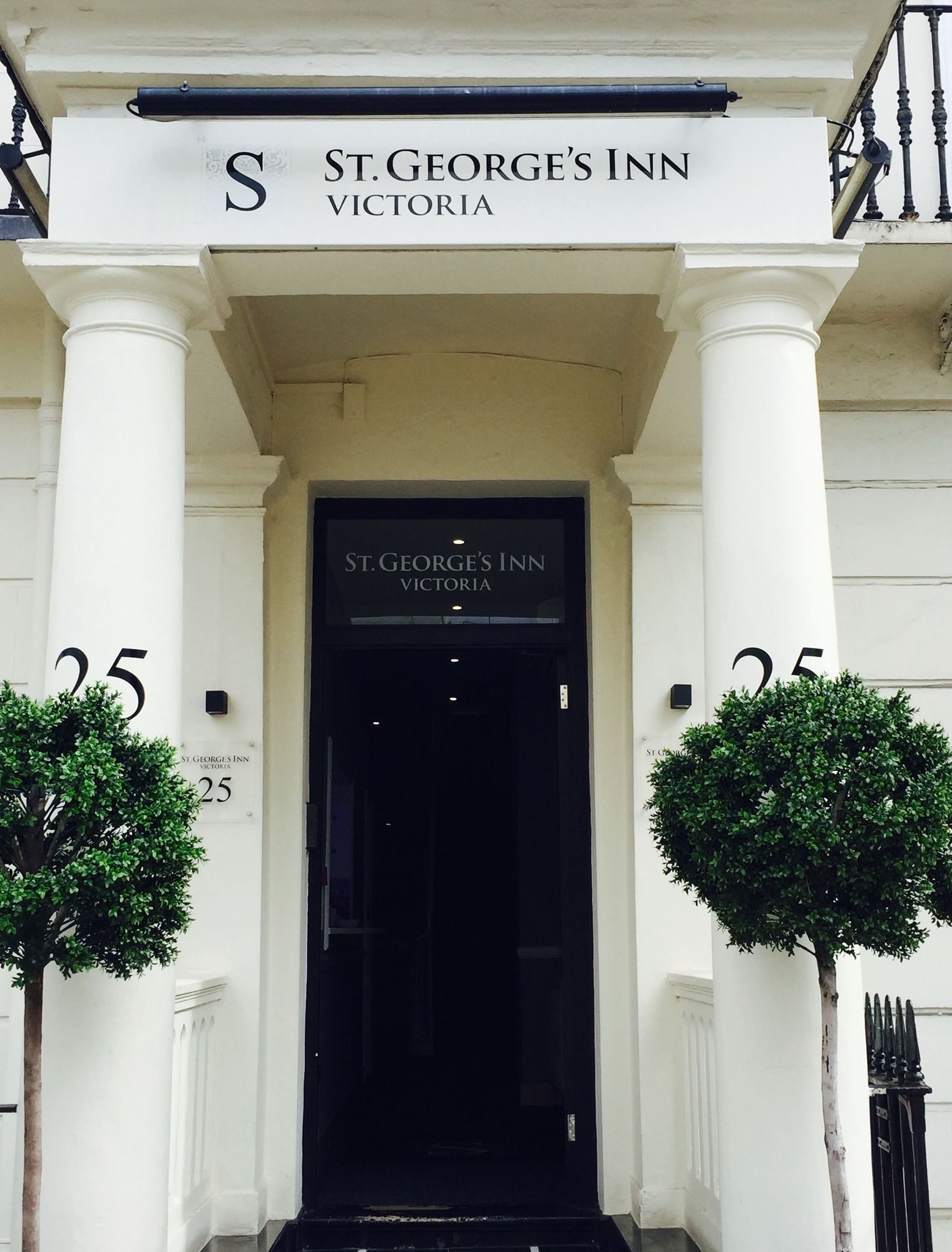 St. George's Inn Victoria