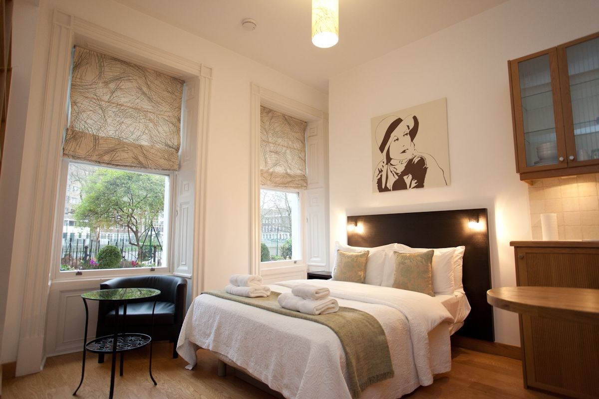 Studios 2 Let Serviced Apartments
