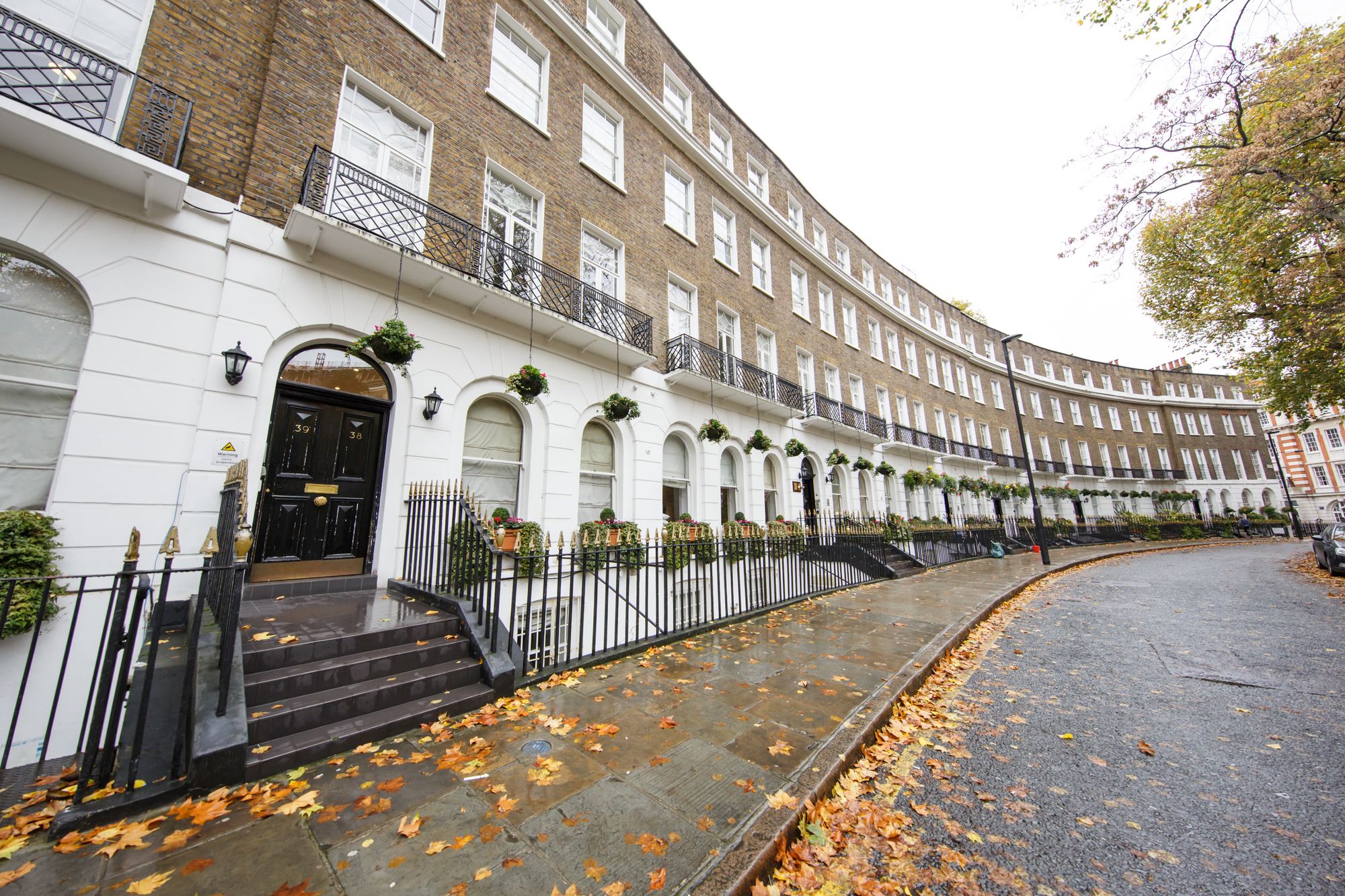 Studios 2 Let Serviced Apartments