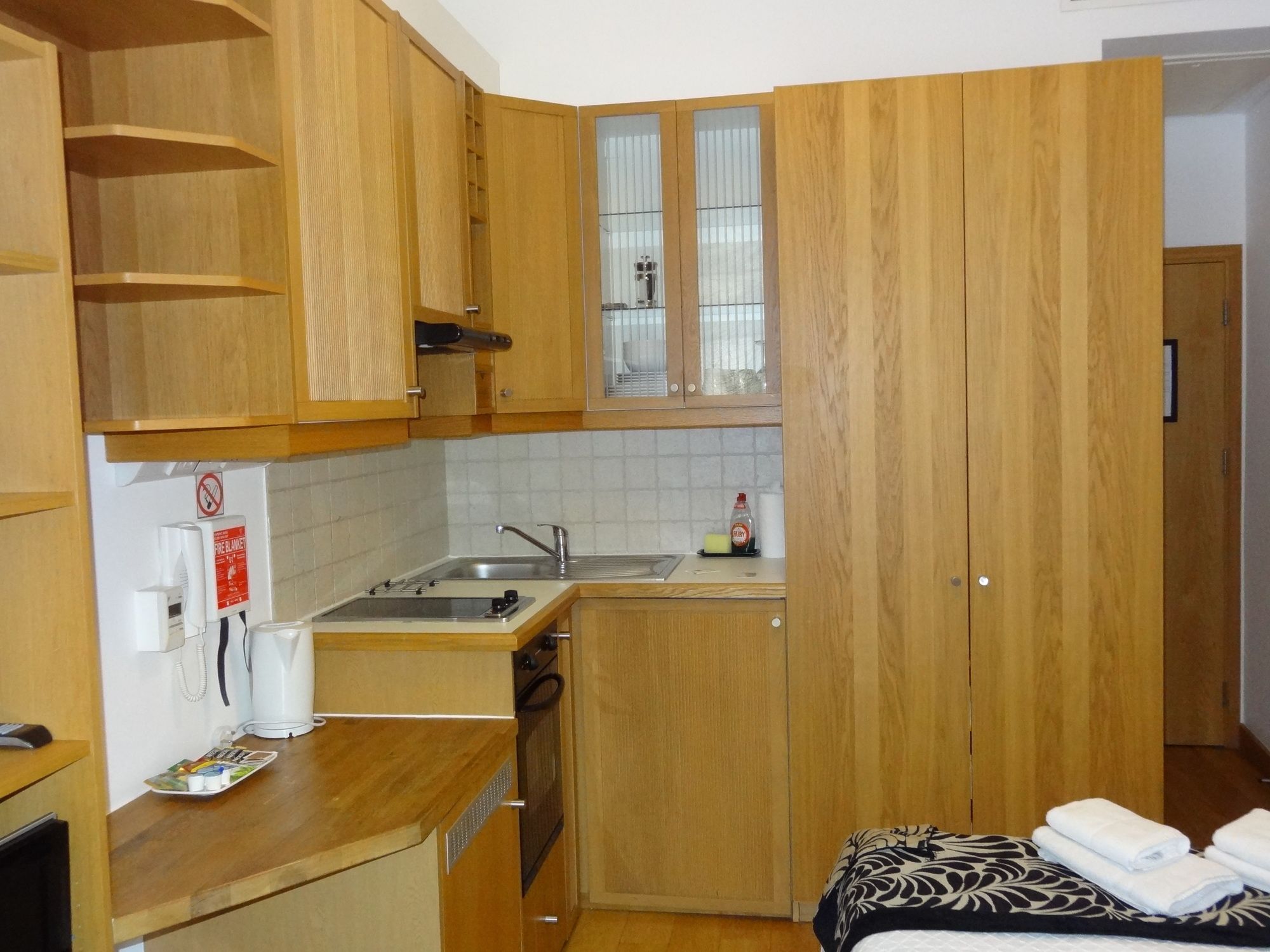 Studios 2 Let Serviced Apartments