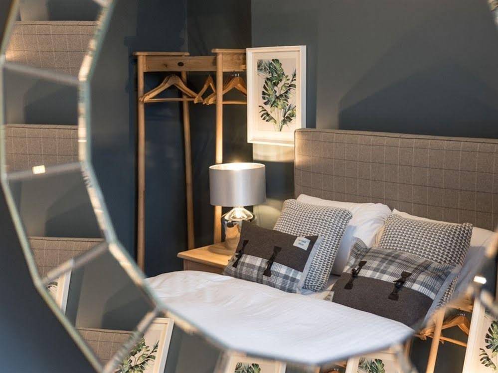 Summerfield Pub & Boutique Rooms