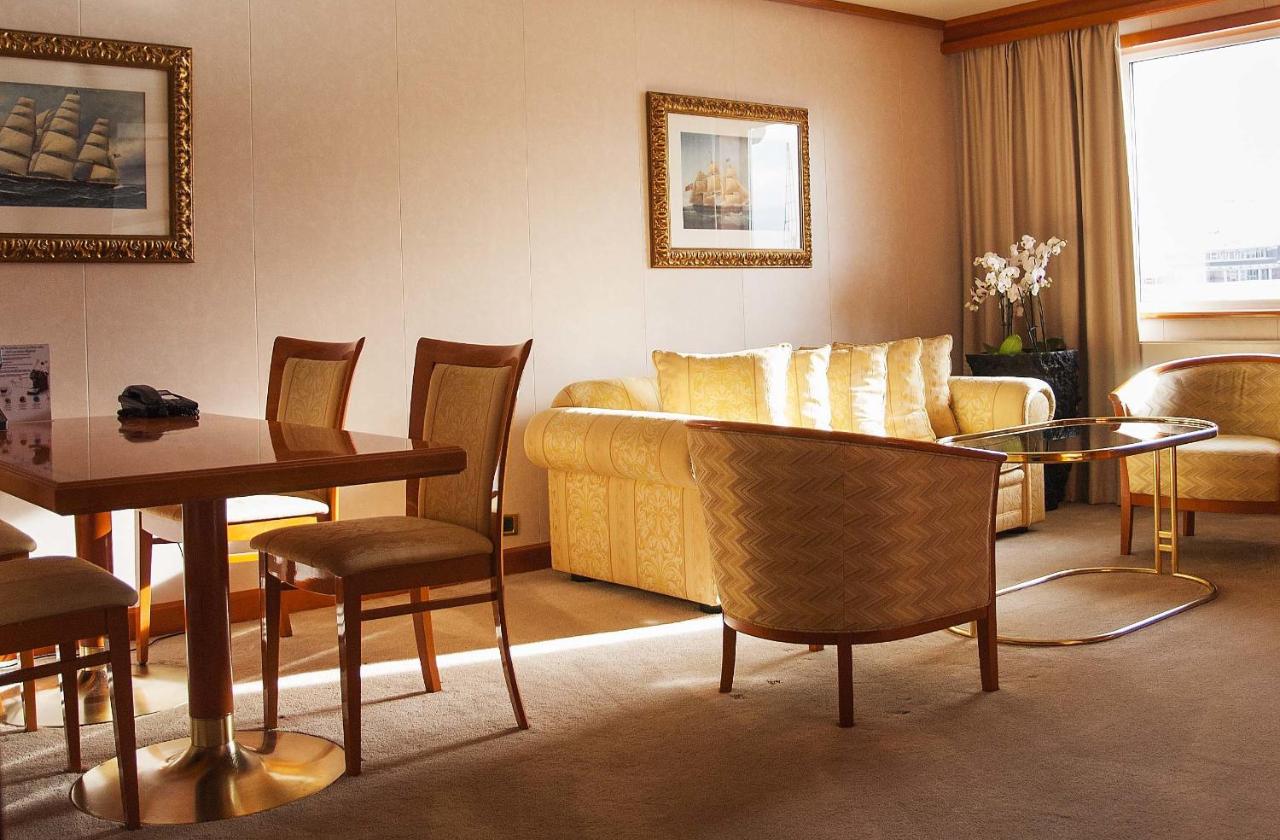 Sunborn London Hotel