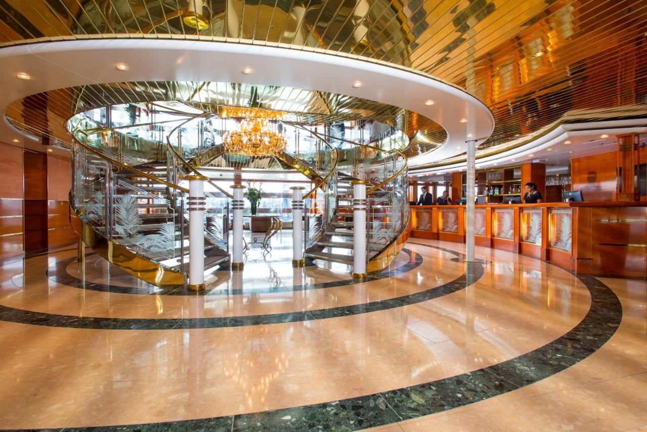 Sunborn London Hotel