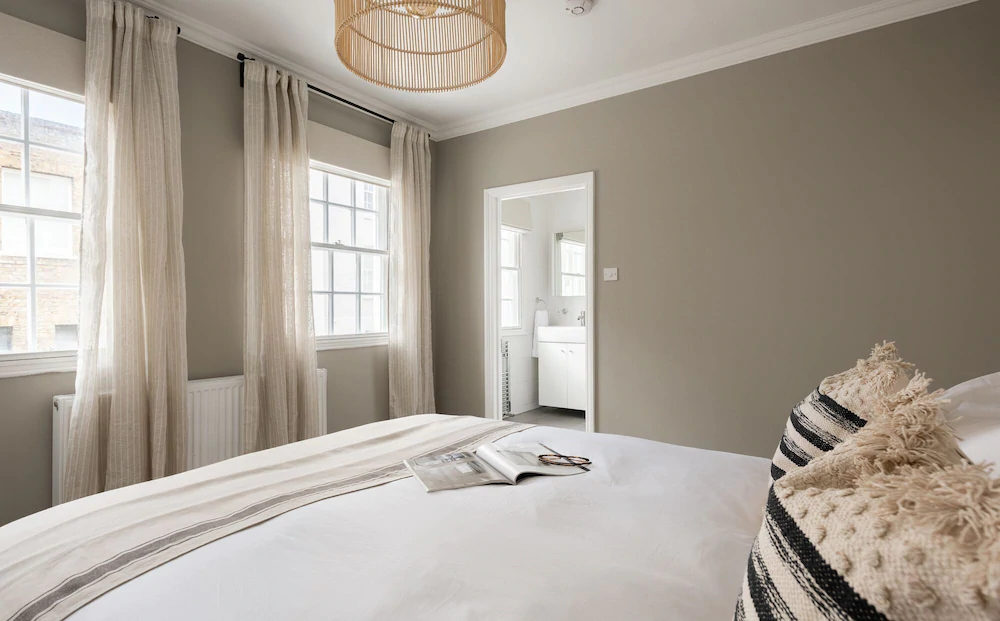 The Chelsea House by H House