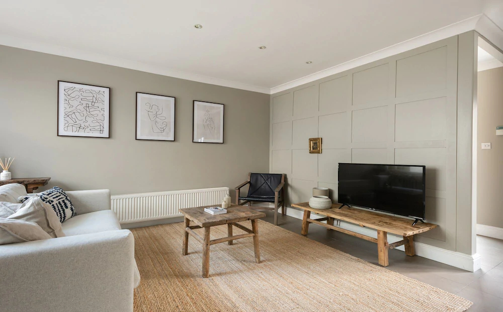 The Chelsea House by H House