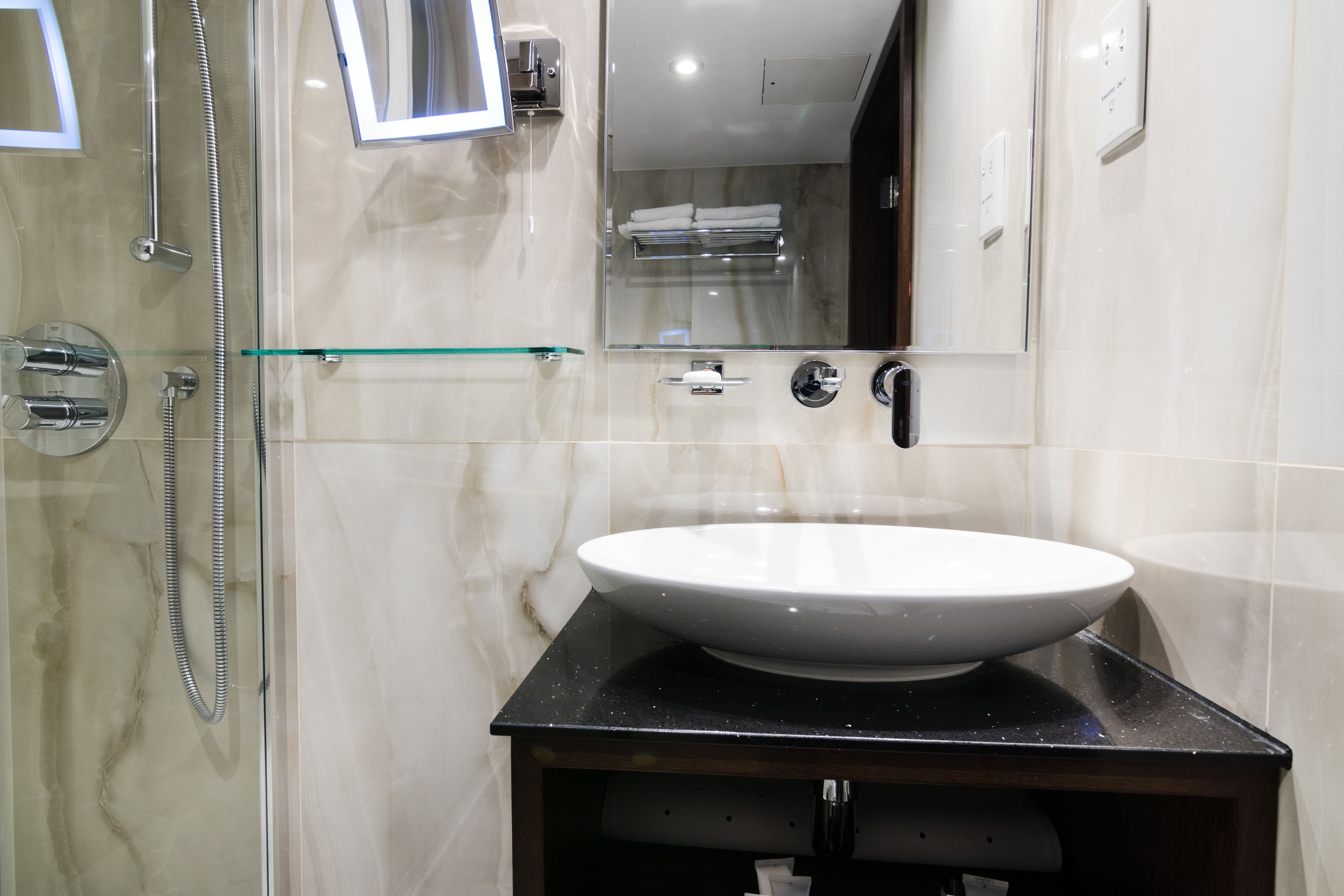 Montcalm Chilworth Townhouse