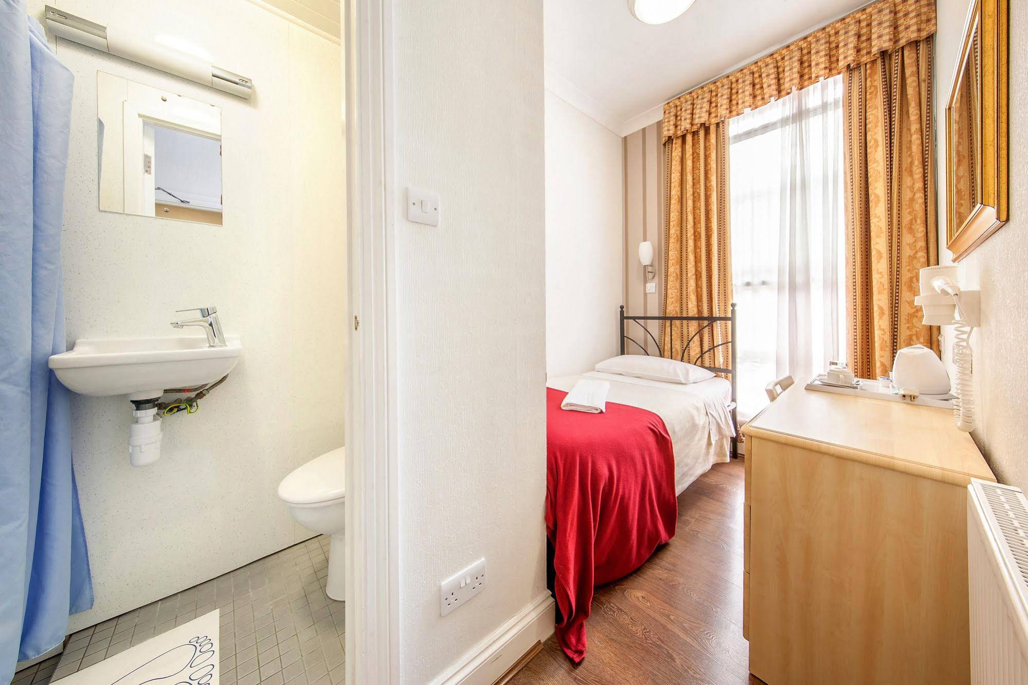 The Fairway Hotel