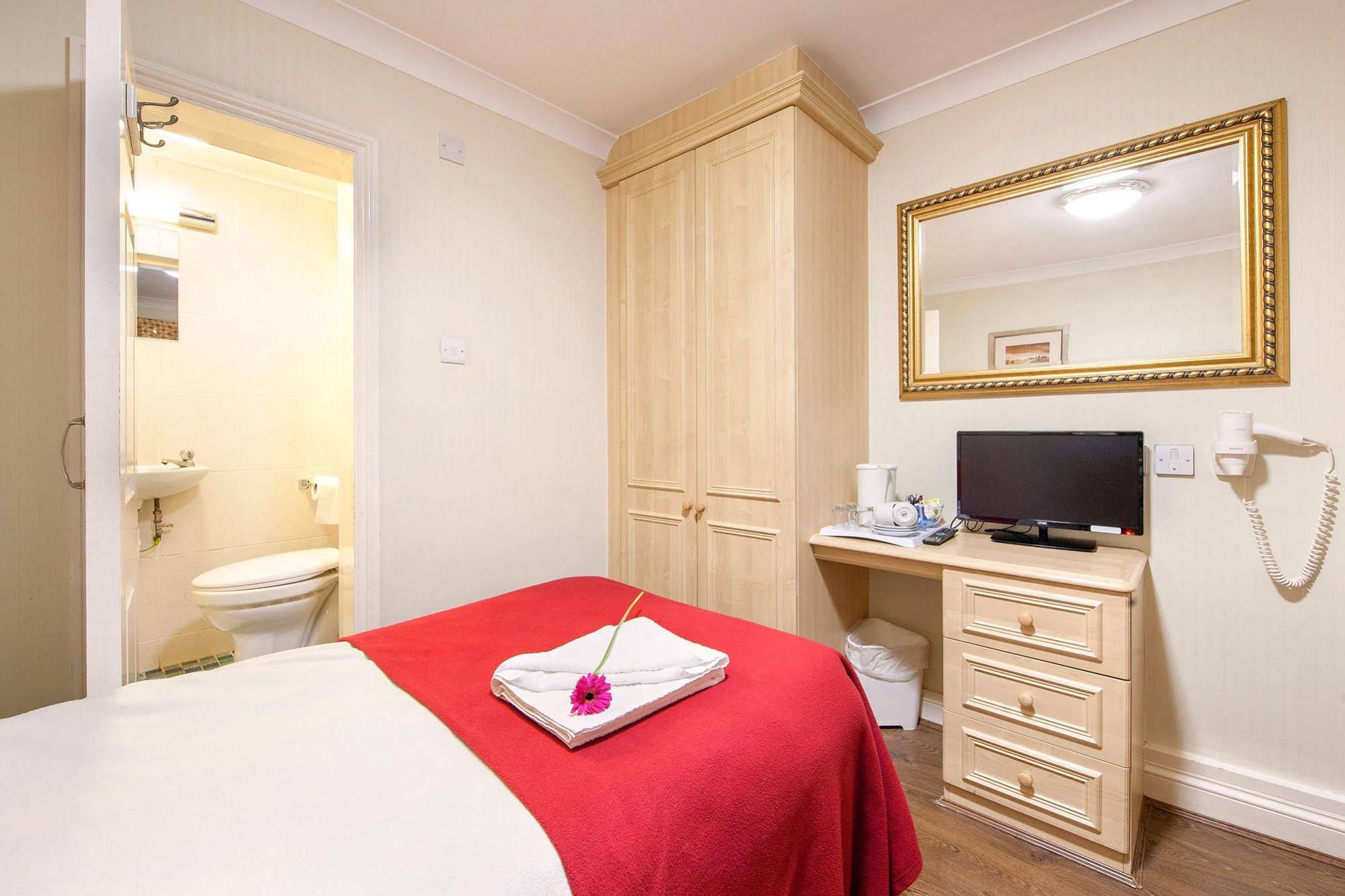 The Fairway Hotel