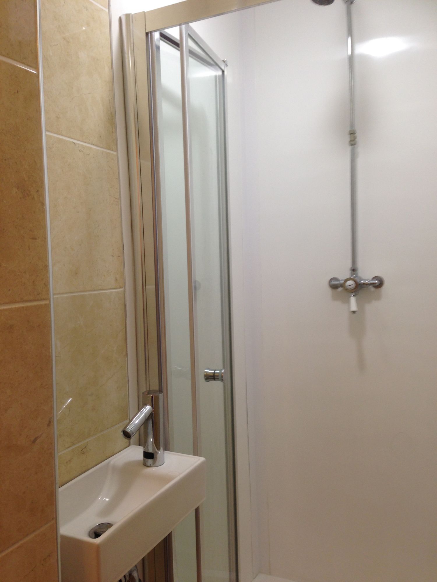 Onefam Waterloo Hostel London