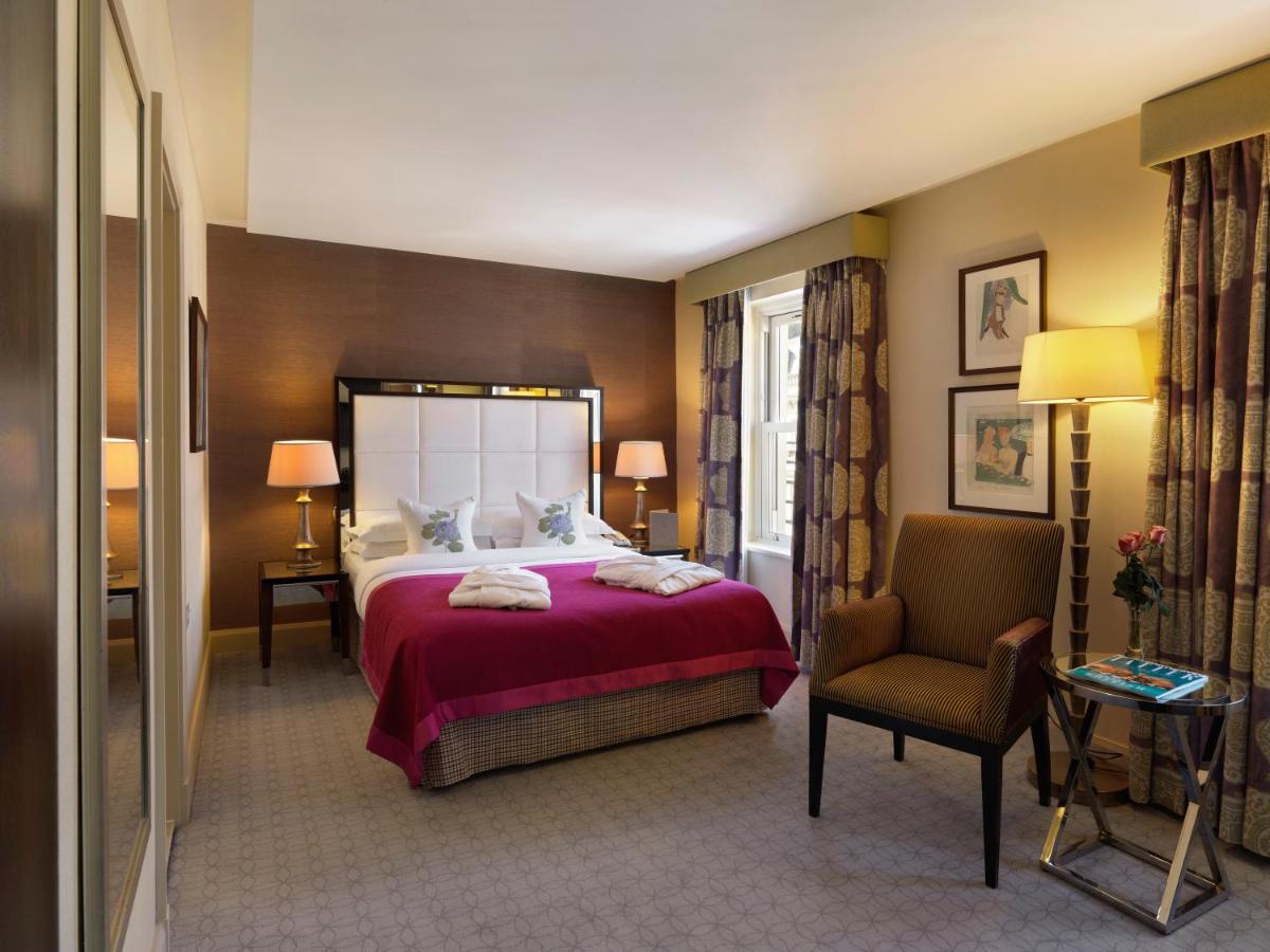 The Mandeville Hotel