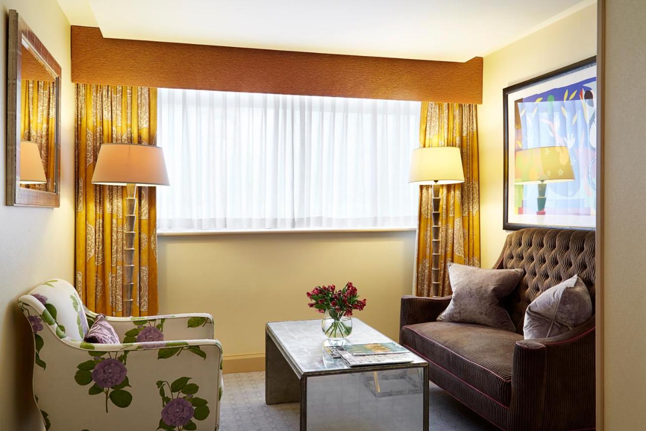 The Mandeville Hotel