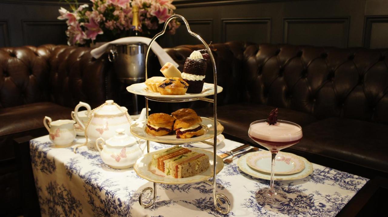 The Mandeville Hotel