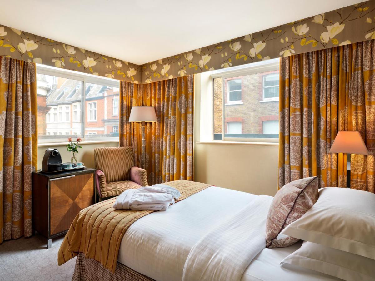 The Mandeville Hotel
